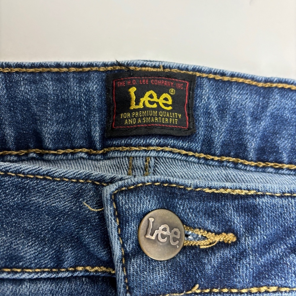 Lee Bootcut Women's size 16 Long Dark Wash Blue Denim jeans - Picture 2 of 4